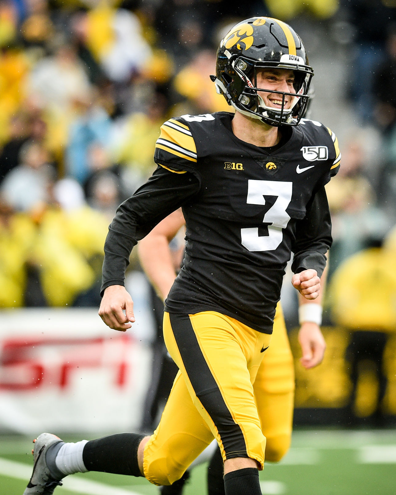 101919-qct-spt-purdue-ia-foot-091a.jpg